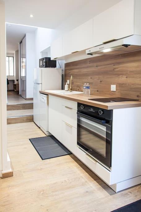 Appartement L'escapade-hypercentre-parking Prive-refait A Neuf *